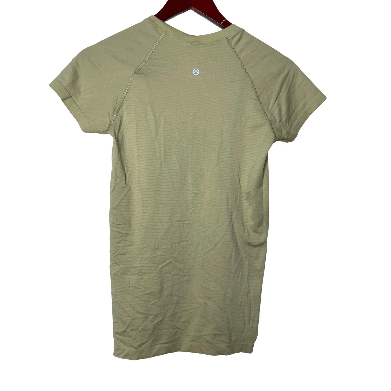 Lululemon tech swiftly short sleeve t shirt in lime green sz 6 - Image 2