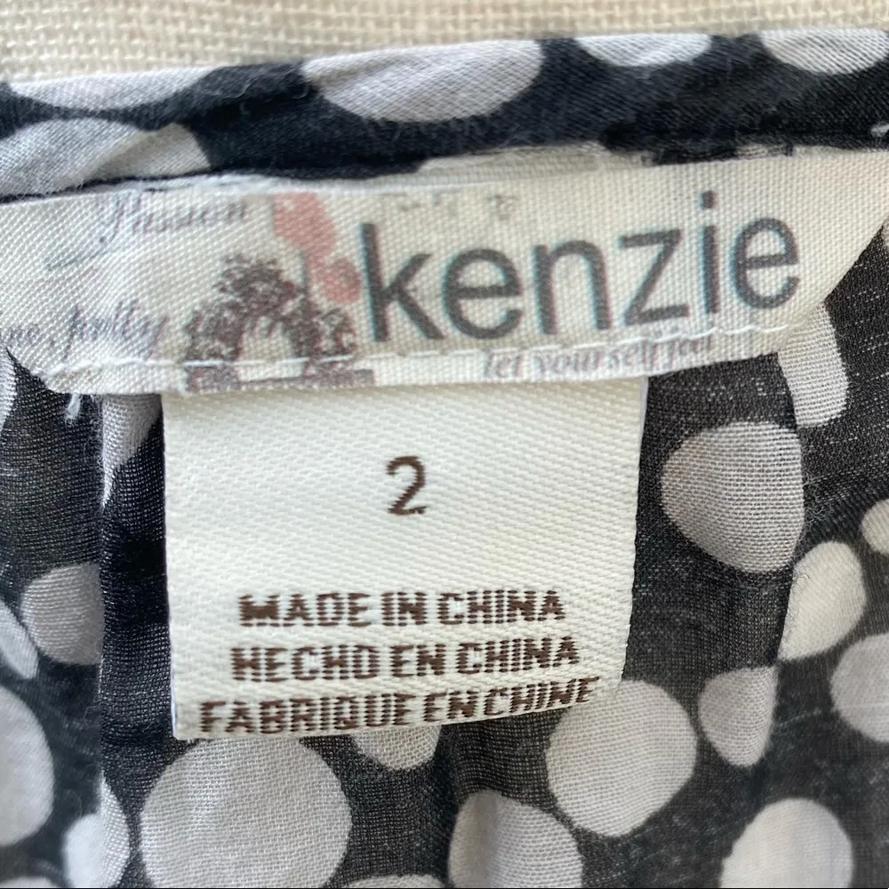 Y2K Vintage Kensie tie-back black and white floral top / 2 / Excellent condition - Image 8