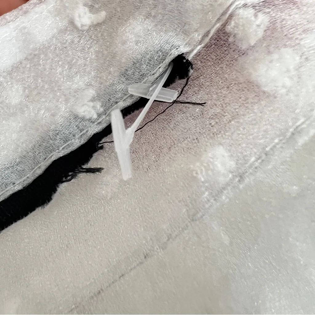 Elegant White Sheer Polka Dot Blouse - Image 11