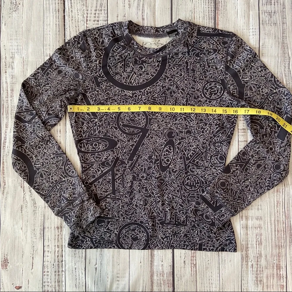 Oakley  Abstract Logo Long Sleeve Thermal Top. - Image 3