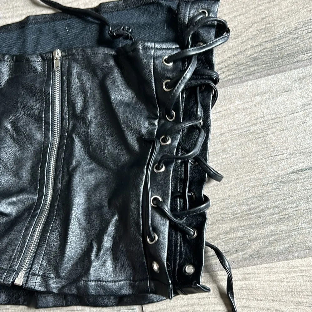 Superdown faux leather lace up sides top - Image 3