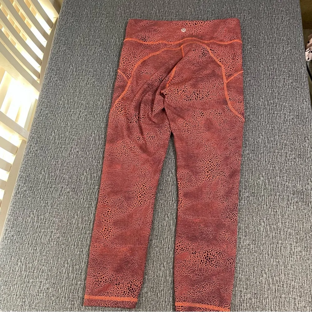 Lululemon Invigorate High Rise Crop Leggings - Image 6