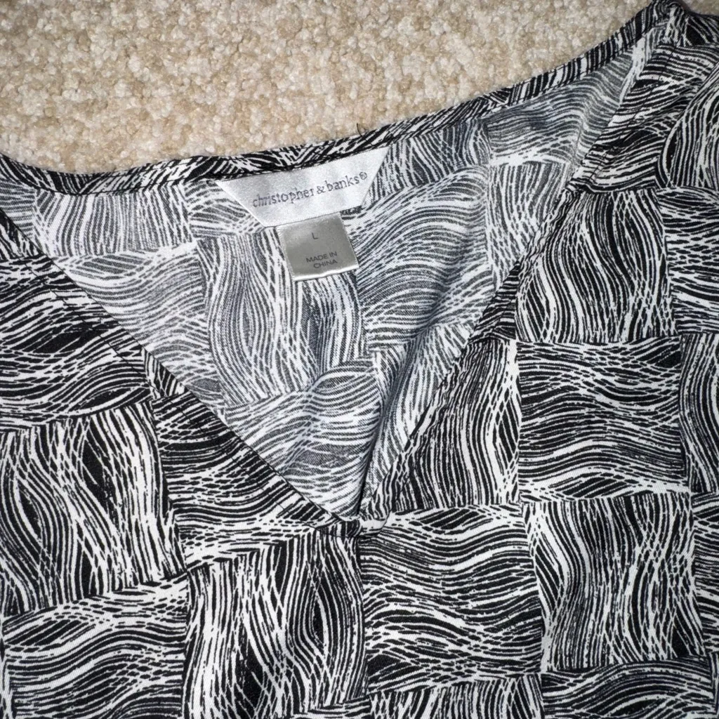 Christoper and banks top - Image 2