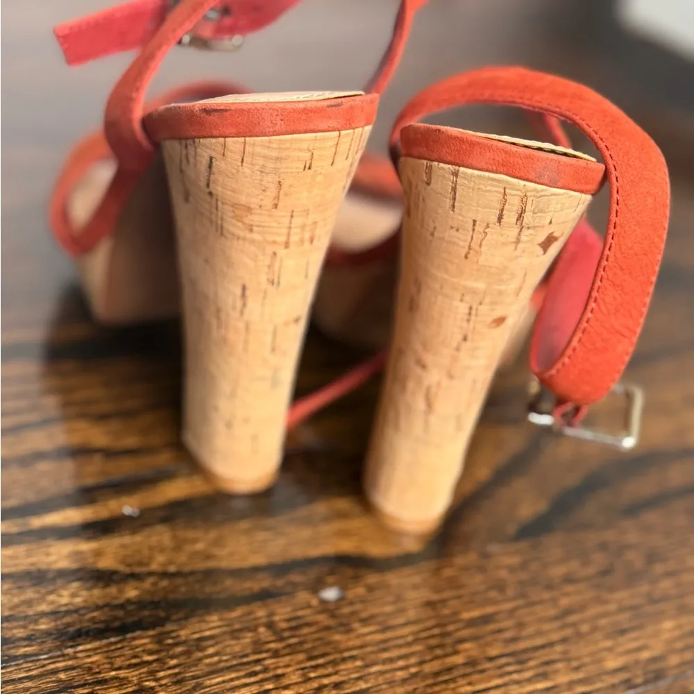 Gianni Bini Orange Heels with Ankle Strap - Image 3