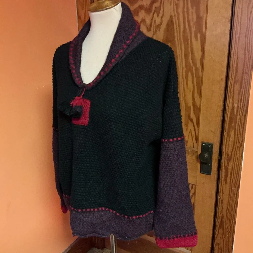 Little Journeys Boho Knit Sweater Tassel Neck Black Burgundy Pullover Size M - Image 9