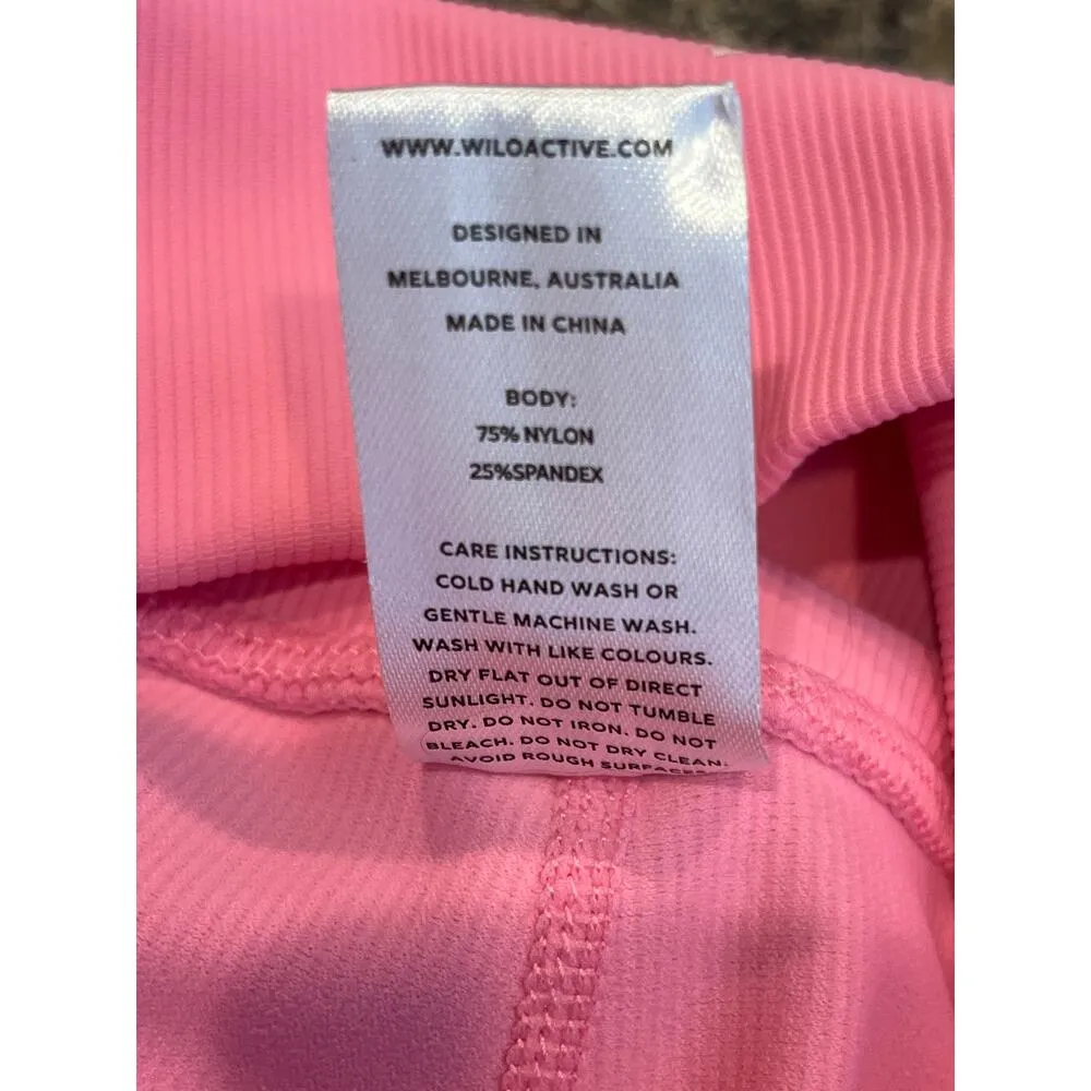 Wilo Bubble Gum Pink Leggings Size Small - Image 4