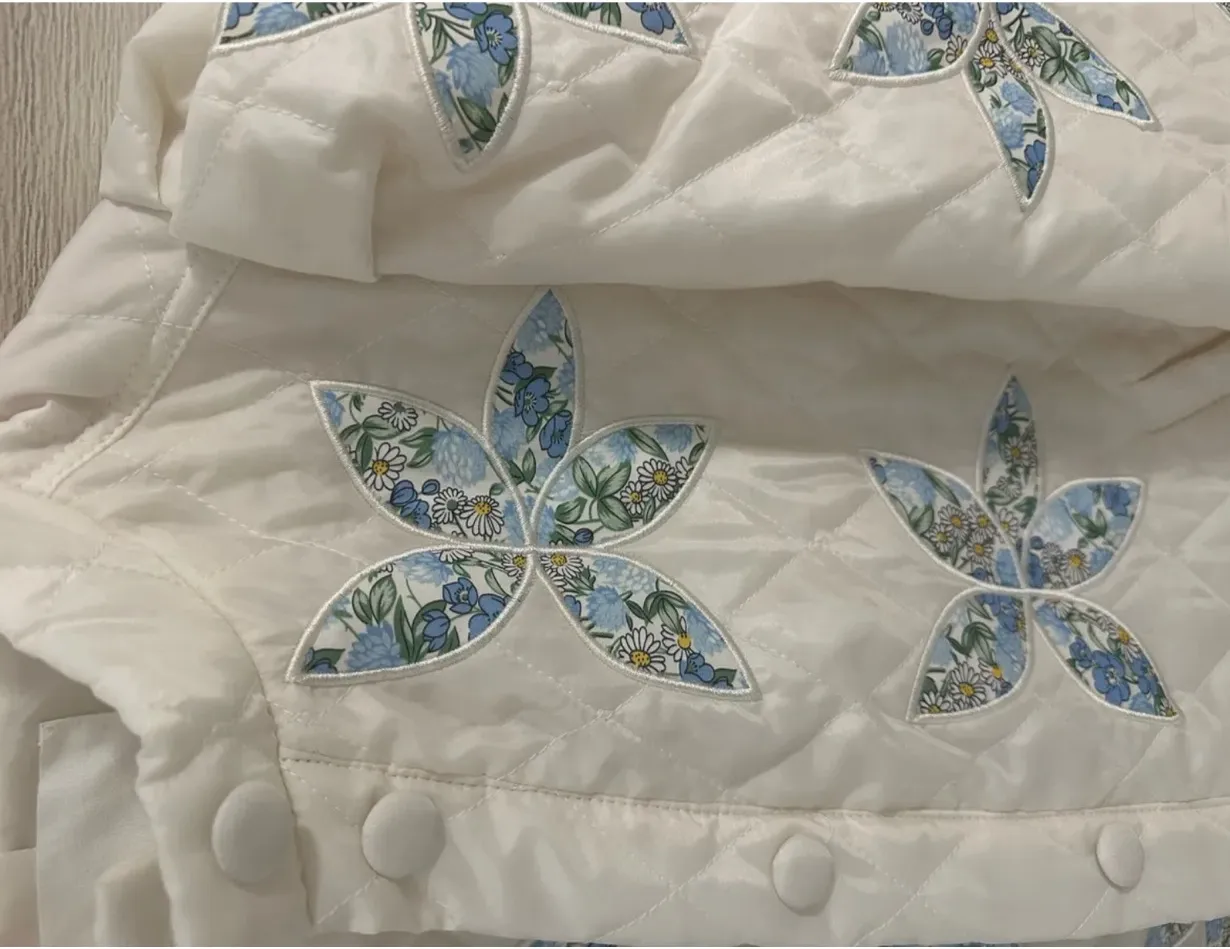 &Merci Jacket Quilted Star Lightweight small  - Image 2