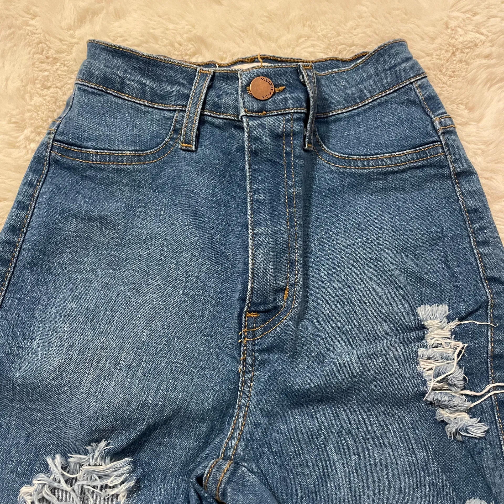 Destroyed Skinny Jeans - Image 4