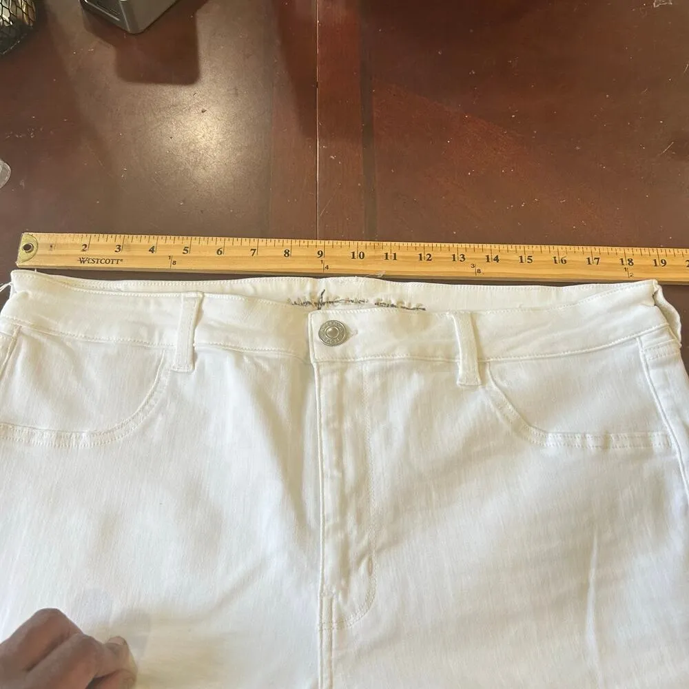 American Eagle Jean Women 20 White Distressed Next Level Stretch Hi Rise Jegging Size undefined - Image 10