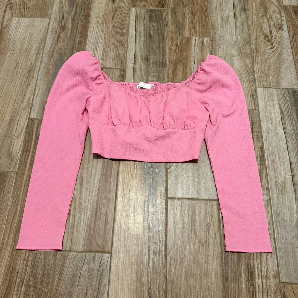 ASTR THE LABEL Long Sleeve Sweetheart Neck Crop Top - Pink - Image 2