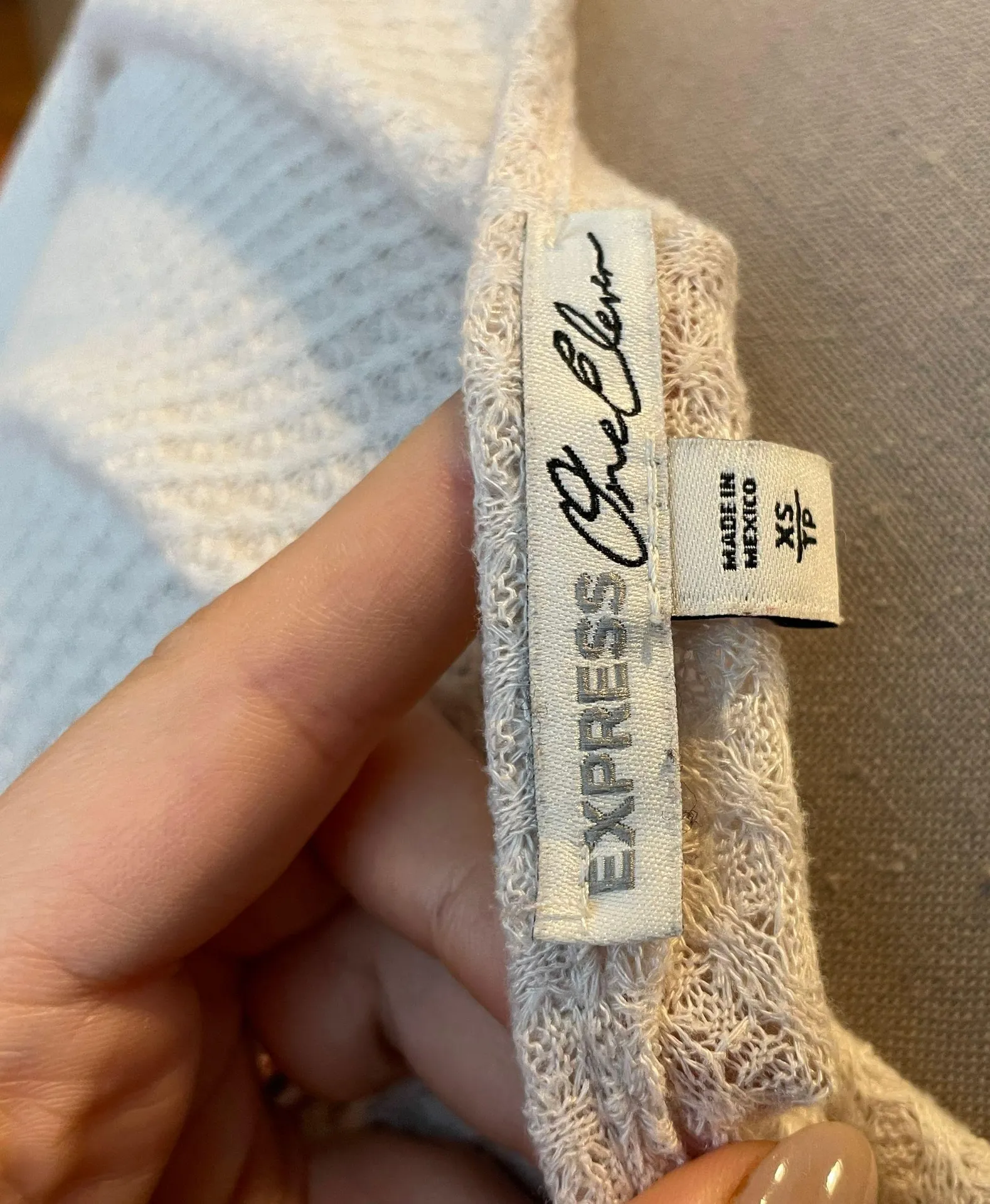 Cropped Long Sleeve - Image 3