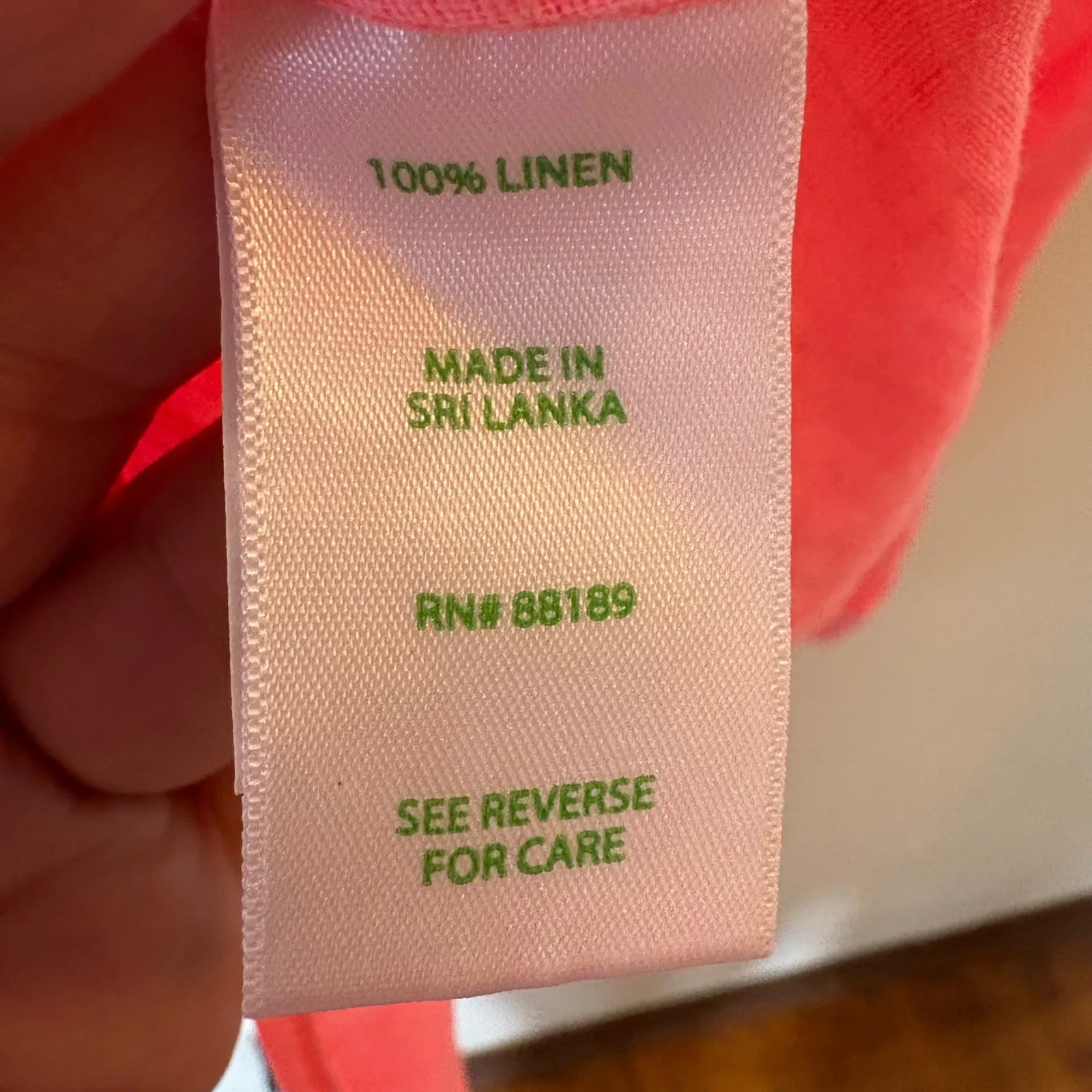 Lilly Pulitzer Sea View Linen Button Down Shirt in Pink Size Medium - Image 5