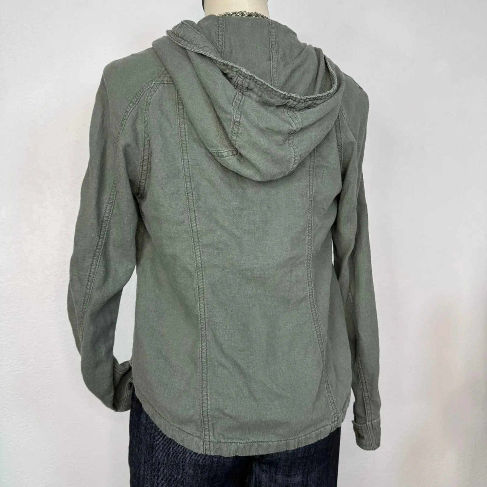 Linen Blend Indie Sleaze Army Jacket Linen Blend Green  size XS Model Off Duty - Image 4