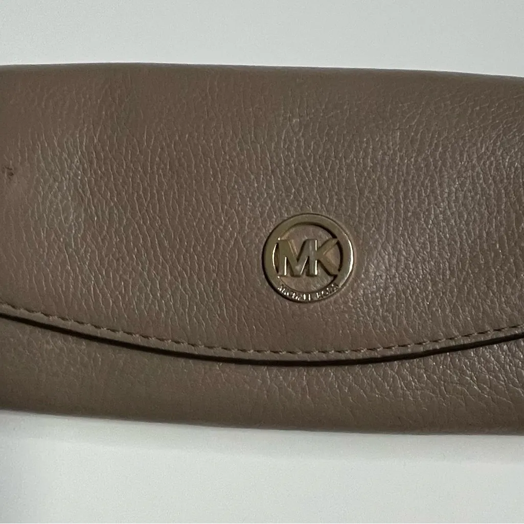 Michael Kors‎ Tan Leather Wallet - Image 3