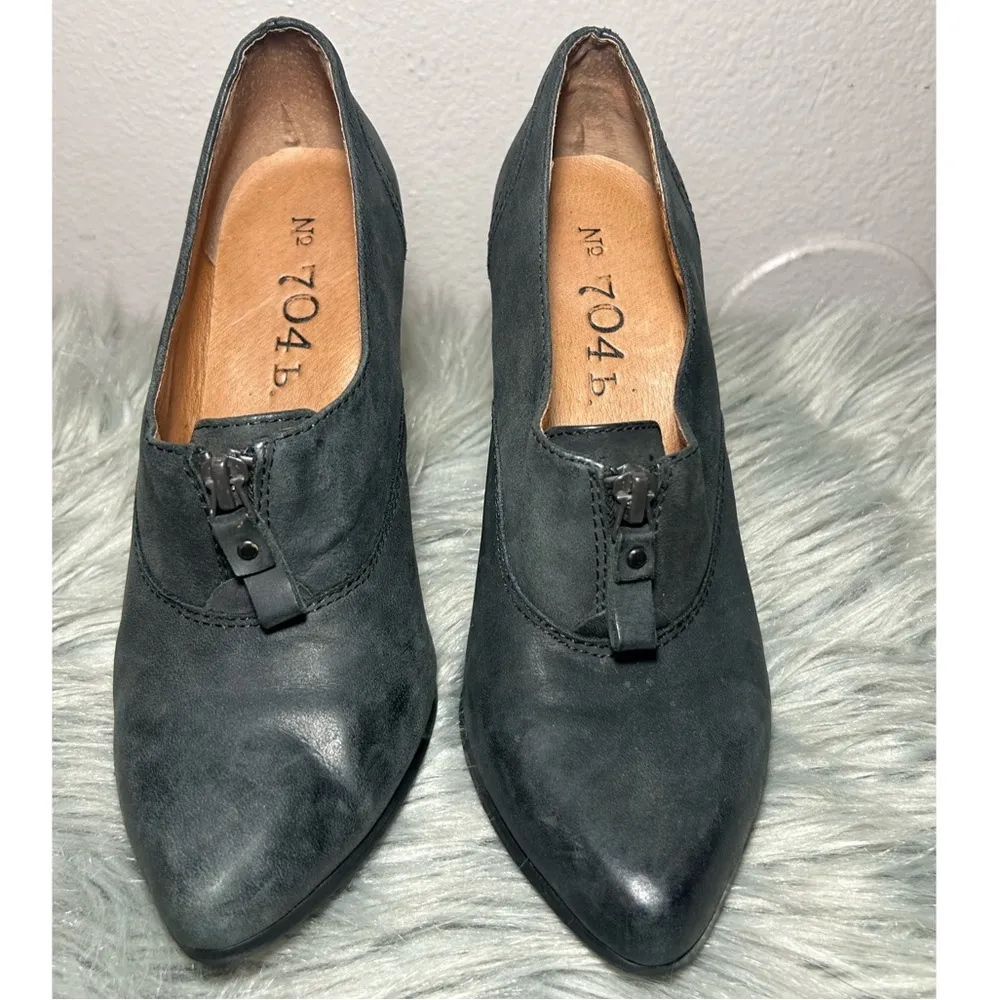 Anthropologie No. 704 B Dark Green Leather Block Heeled Pointed Toe Holt Booties - Image 2