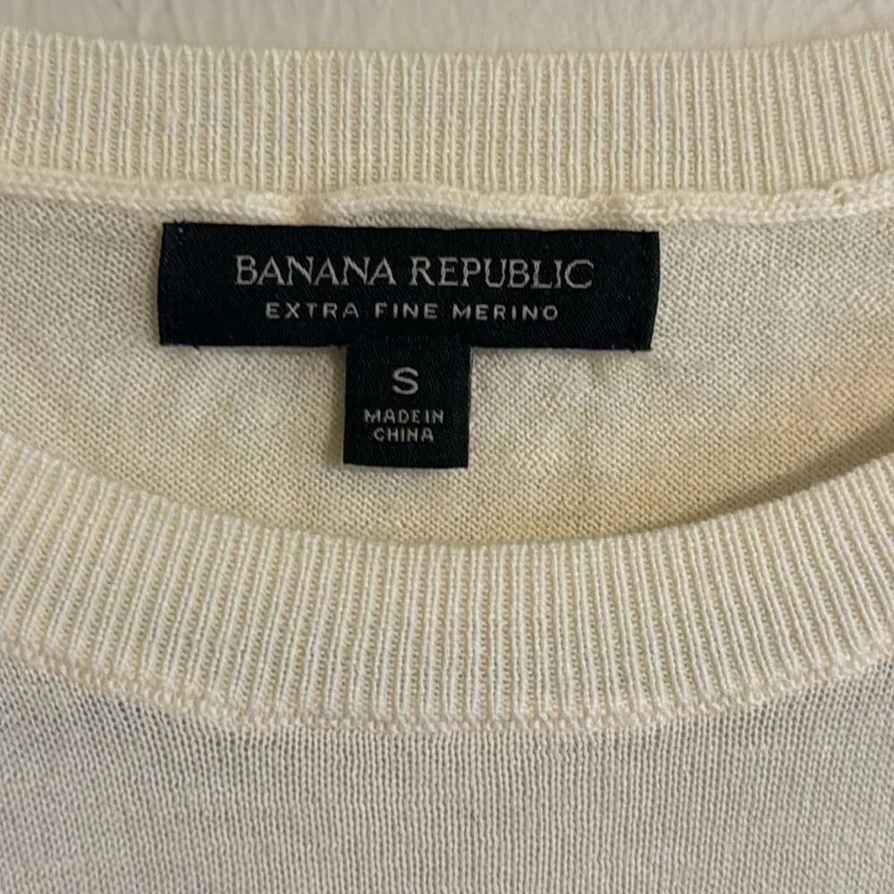 Banana Republic Sweater Off White Striped 100% Extra FIne Merino Wool size S - Image 5