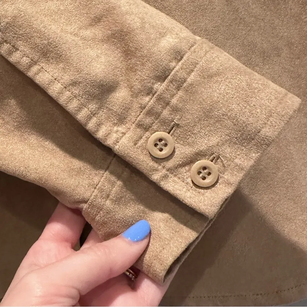 Liz Claiborne Sport Faux Suede Button Down Shirt Size Medium - Image 5