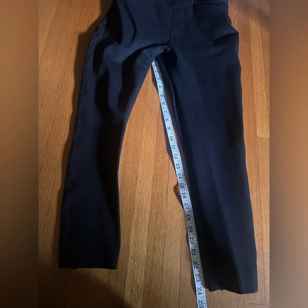 Spanx Ponte Ankle Trouser Pant in Classic Black, Size M - Image 5
