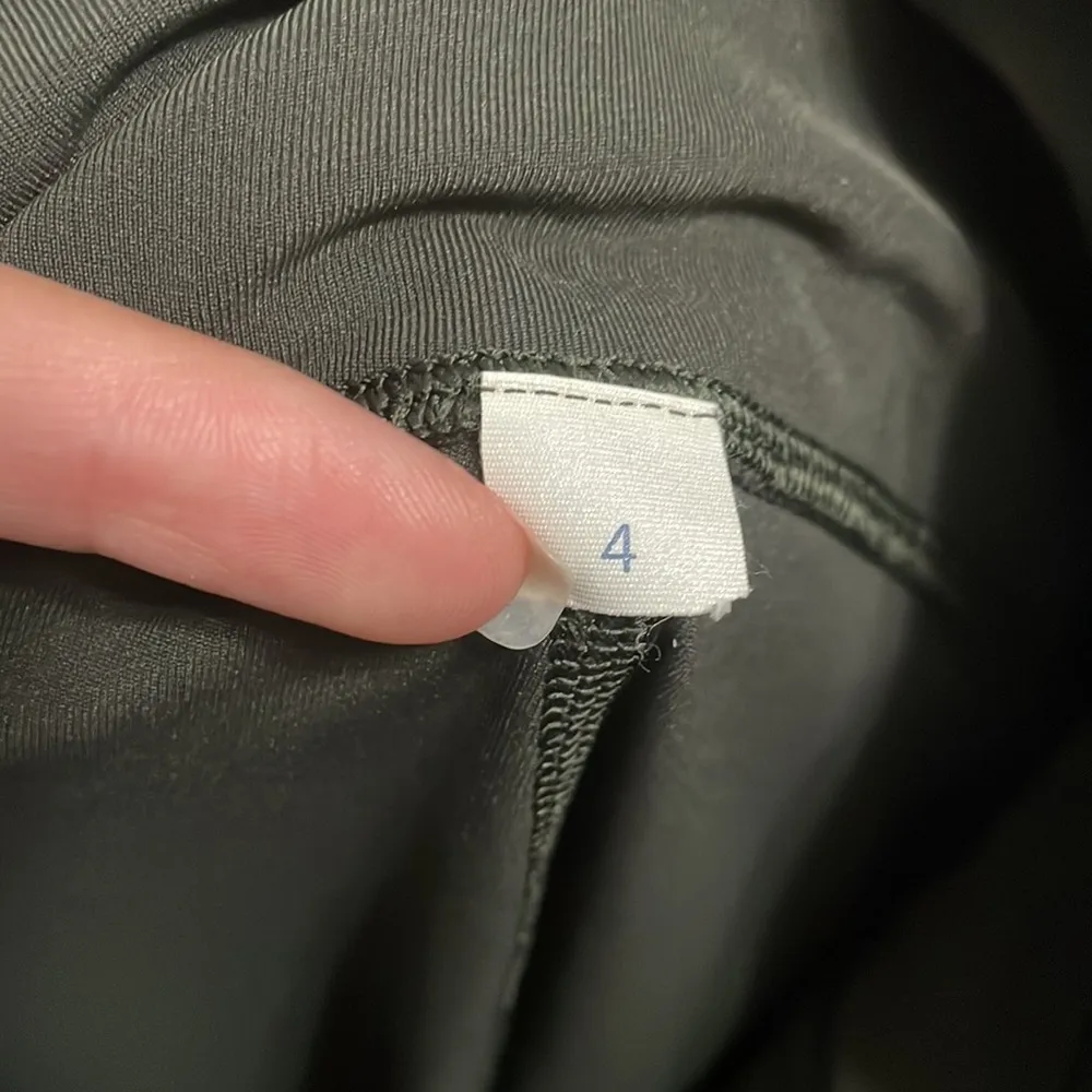 Lululemon Speed Up Crop in Dark Olive - Image 6