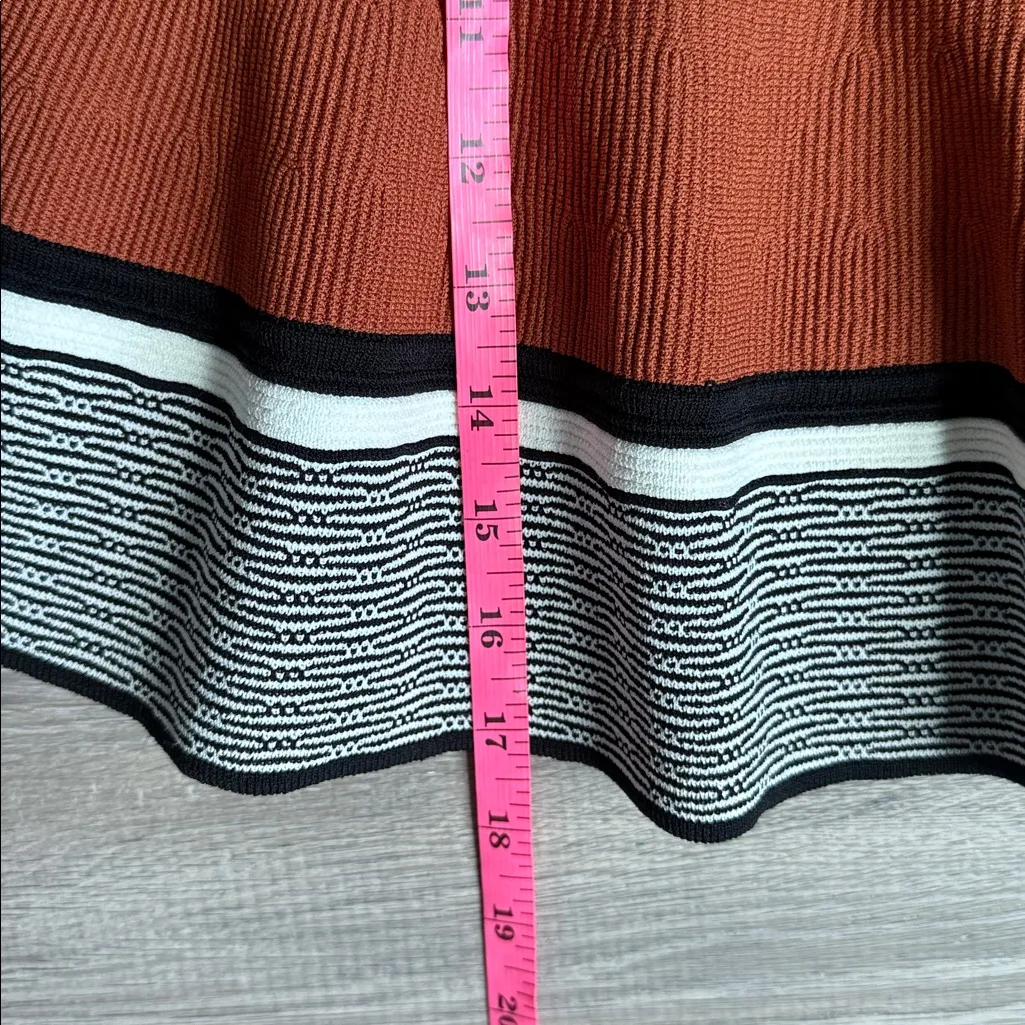 Sandro Jupe Jella Striped Ribbed Mini Skirt with a ruffle hem in brown - Image 7