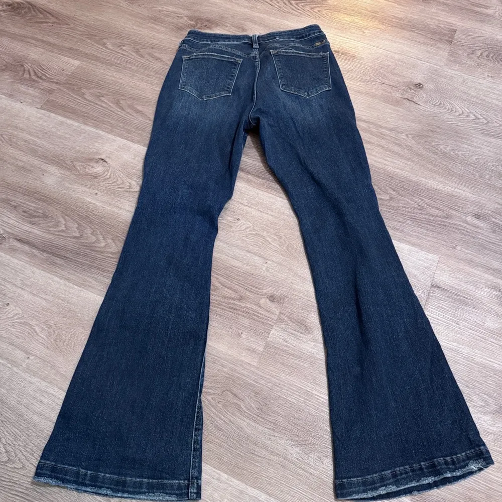 KanCan Harlow Mid Rise Button Fly Flare Jeans Distressed Dark Wash 13 30 Blue Size undefined - Image 5