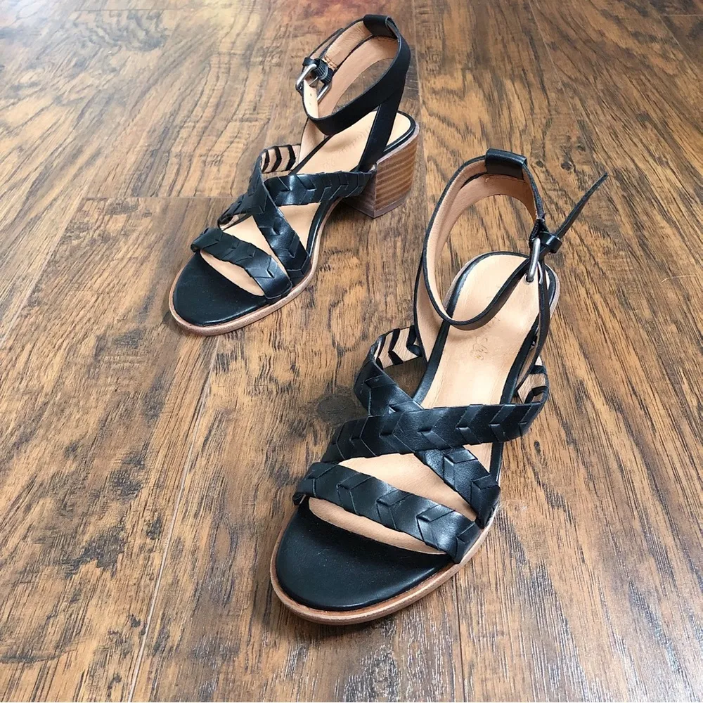 Madewell • The Marta Whipstitch Sandal black leather block heel cross strap - Image 2