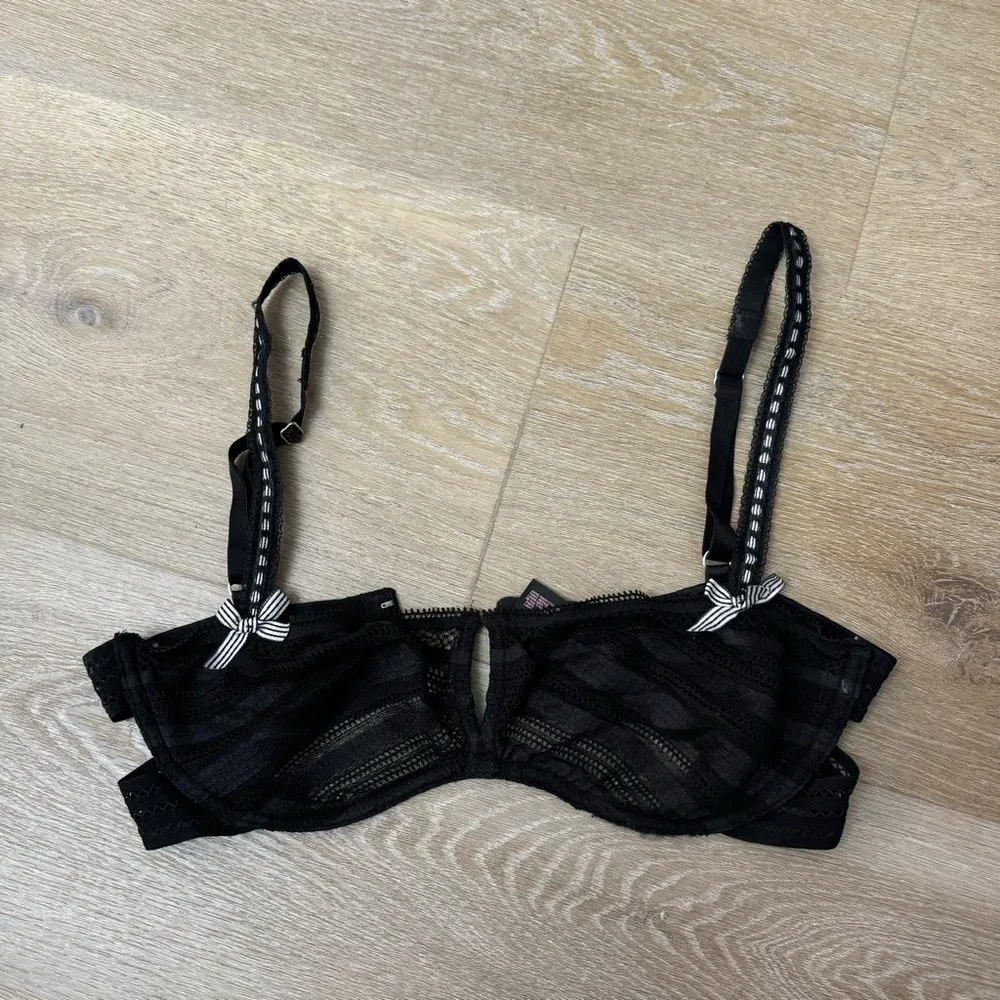 Victoria’s Secret Unlined Sheer Black Lace Bows Bralette Bra - Image 2