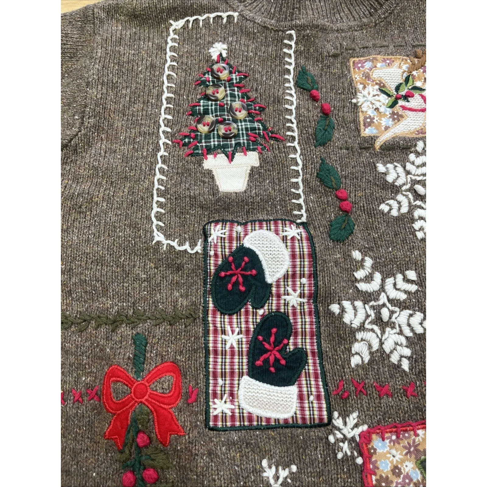 VTG B.P. Design Patchwork Embroidered Christmas Sweater Women's Sz Medium Brown - Image 7