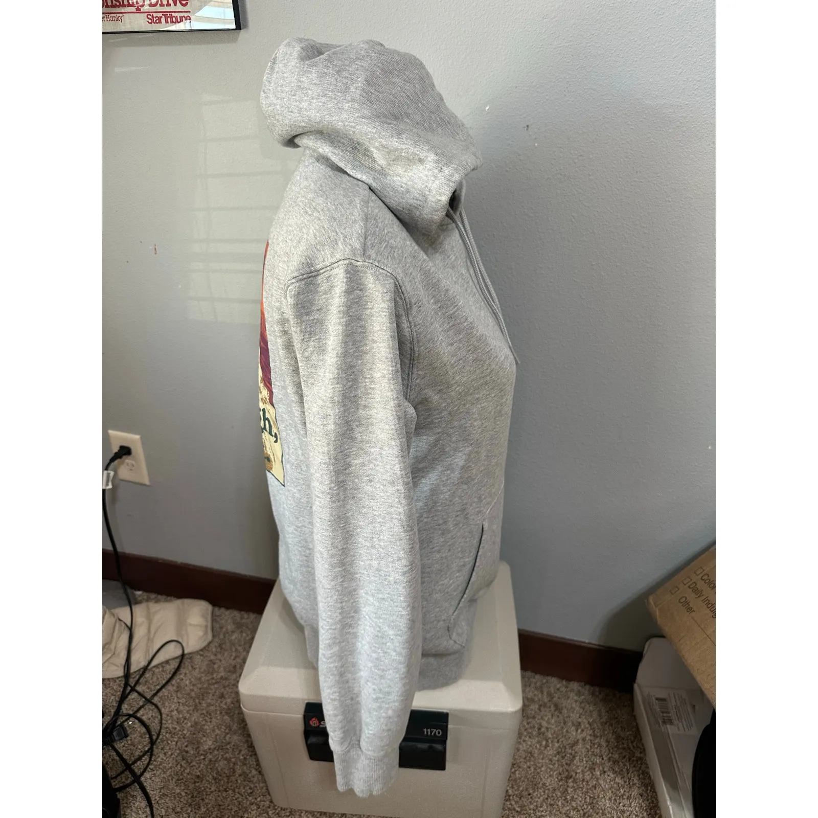 Merrell Womens Small Gray Graphic Hoodie - Image 4