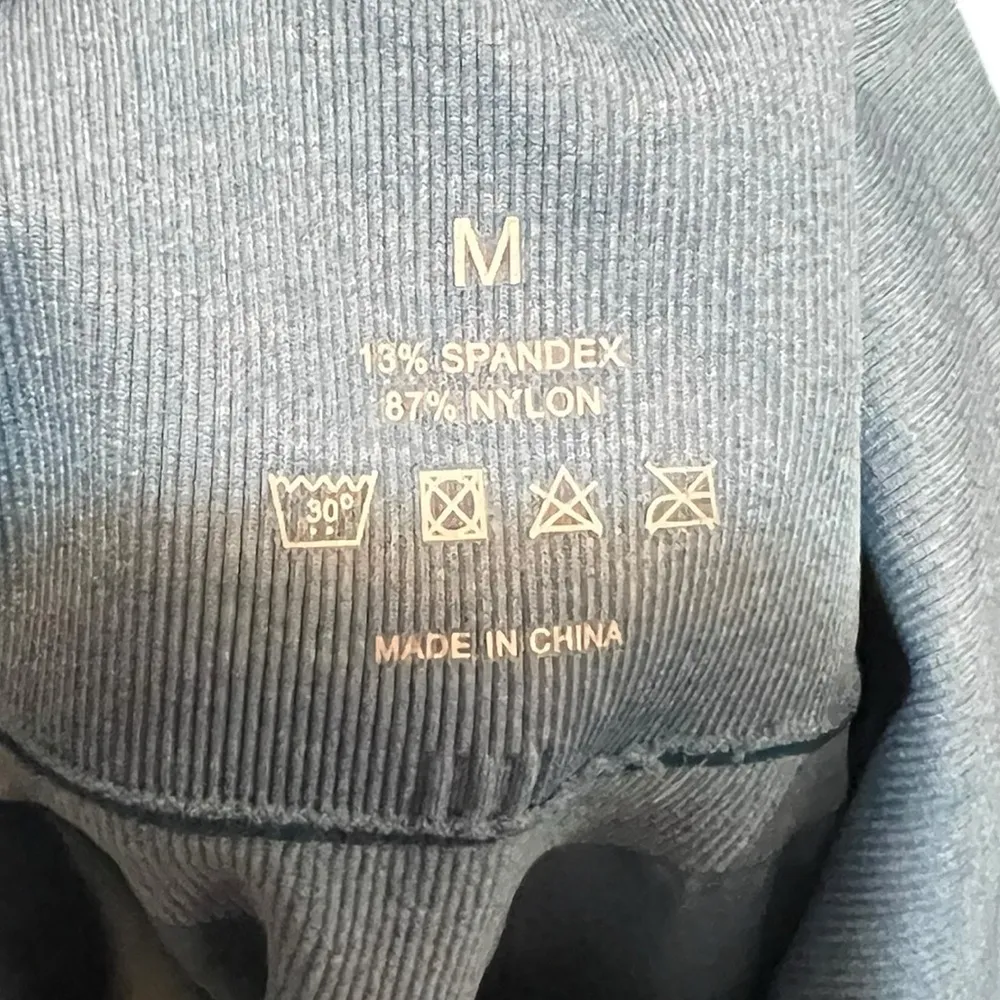 NVGTN Contour Seamless Sky Blur leggings Size Medium - Image 10