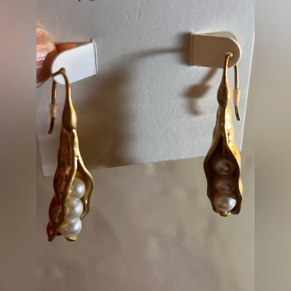 Tory Burch Gold Sculptural Drop Earrings -Three Peas in a Pod, unique, giftable - Image 3