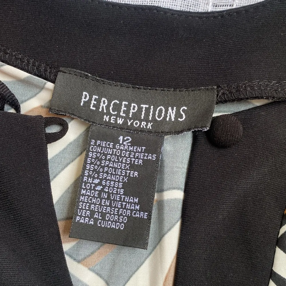 Perceptions NWT Y2K artsy blouse with back tie. - Image 2