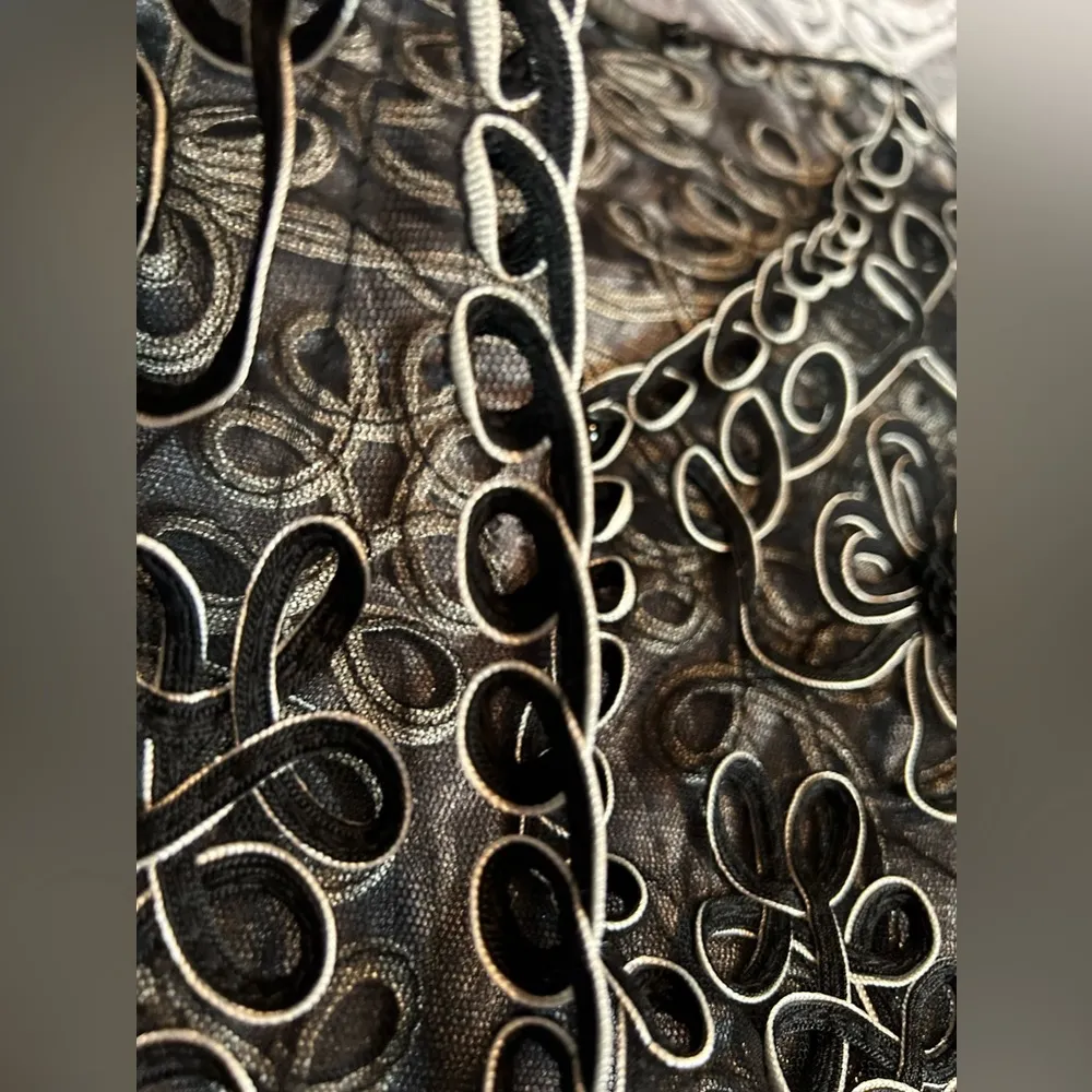 Compliments Sheer Floral & Loop Style Cardigan Small Black - Image 7