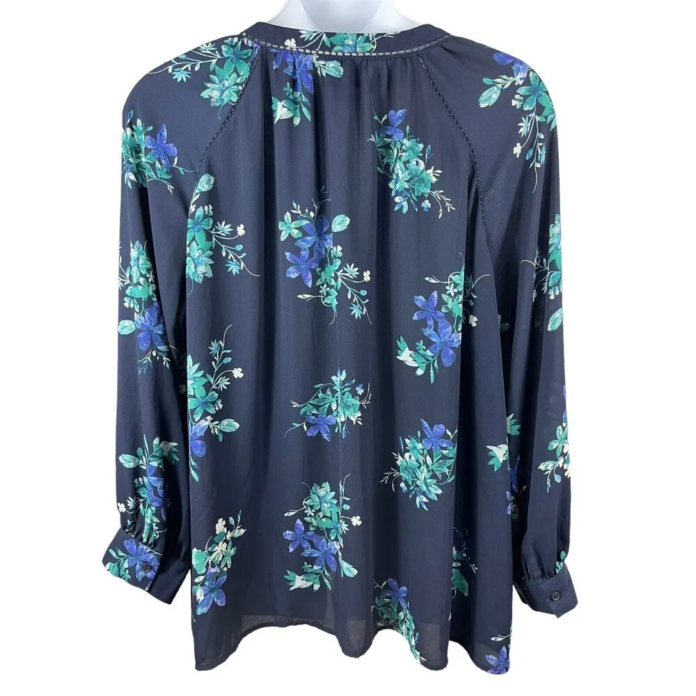 Ava Viv 4x Navy Blue Floral Button Up Long Sleeve Flowy V-neck Top - Image 2