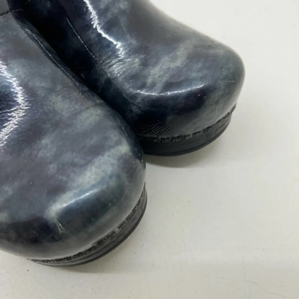 Dansko Blue Green Marbled Patent Leather Women slip on Clogs Size EU 37 US 6.5 7 - Image 7
