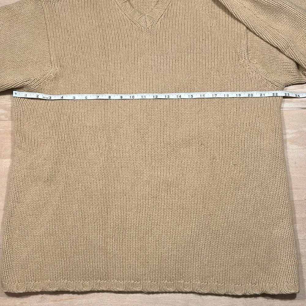 Gap  Vintage Sweater Sz L - Image 5