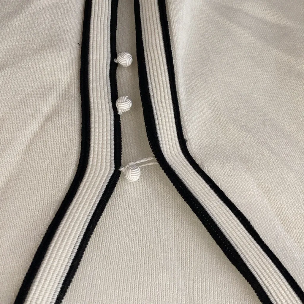 FINAL MARKDOWN Emma James cardigan petite large - Image 3