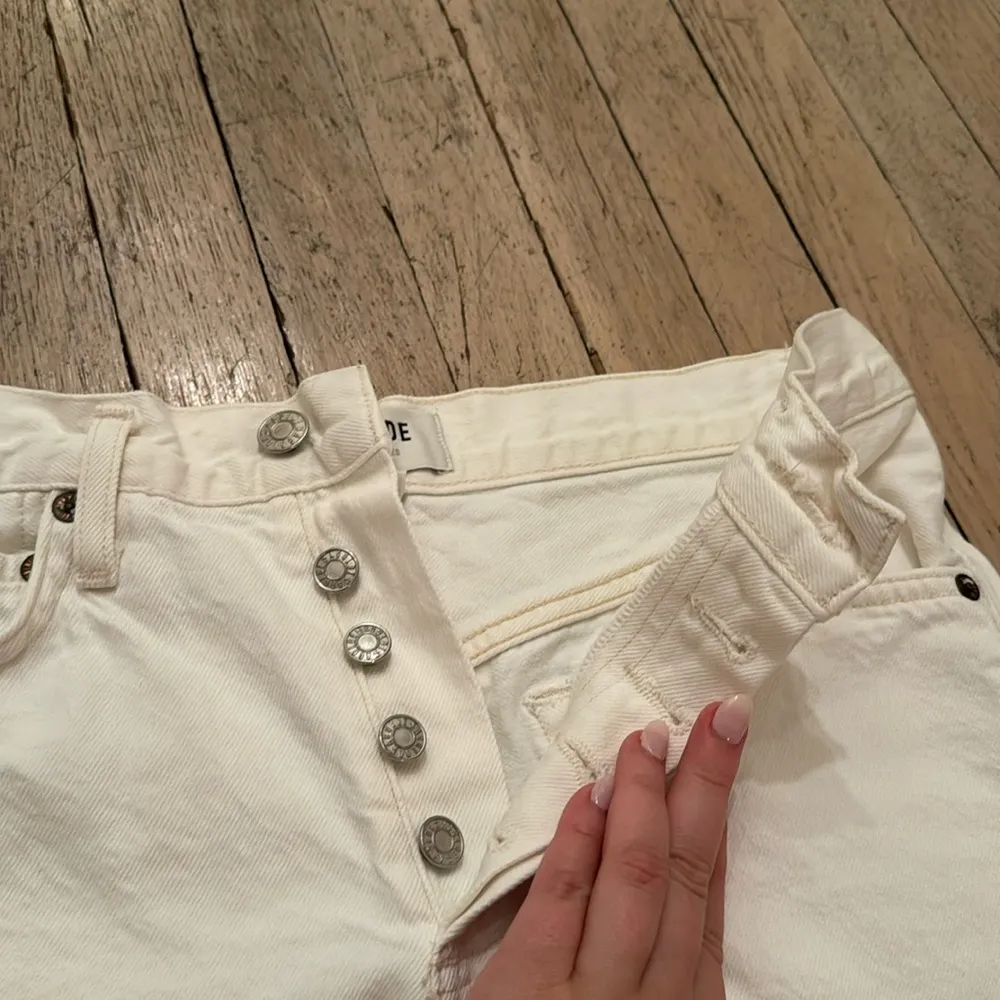 Agolde High Waisted Shorts - Image 2