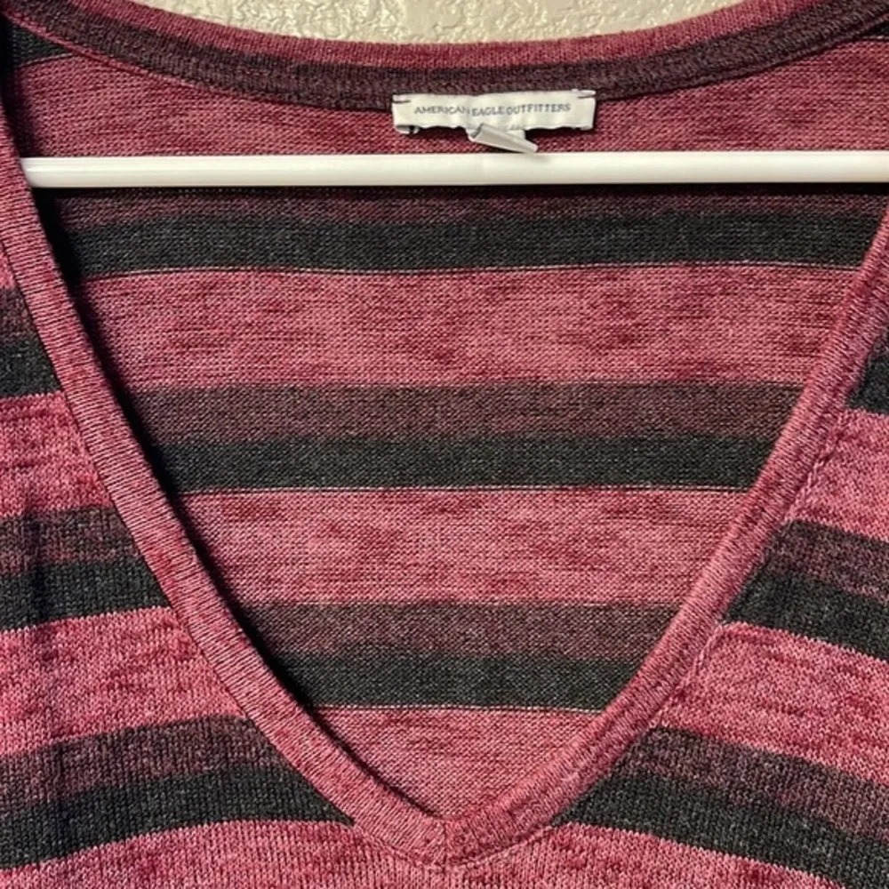 American Eagle Outfitters AEO Stripe Sweater Red Black Size Large EUC #7648 - Image 2