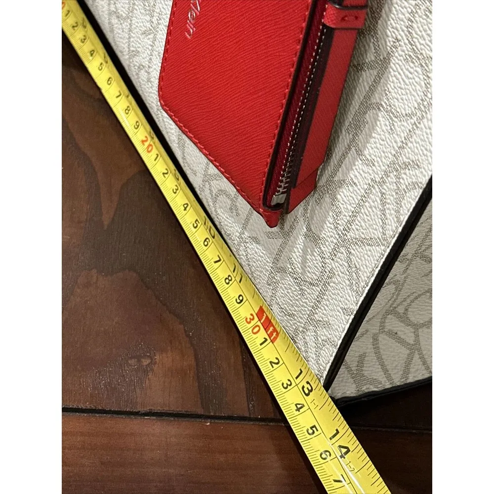 Calvin Klein  Monogram Signature Cream w/Red Satchel Hand-Bag Khaki Logo H7DDJ6YQ - Image 93