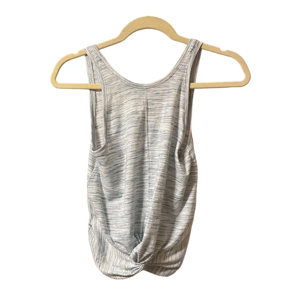 NWOT ATHLETA ESSENCE TWIST FRONT TANK - Image 2