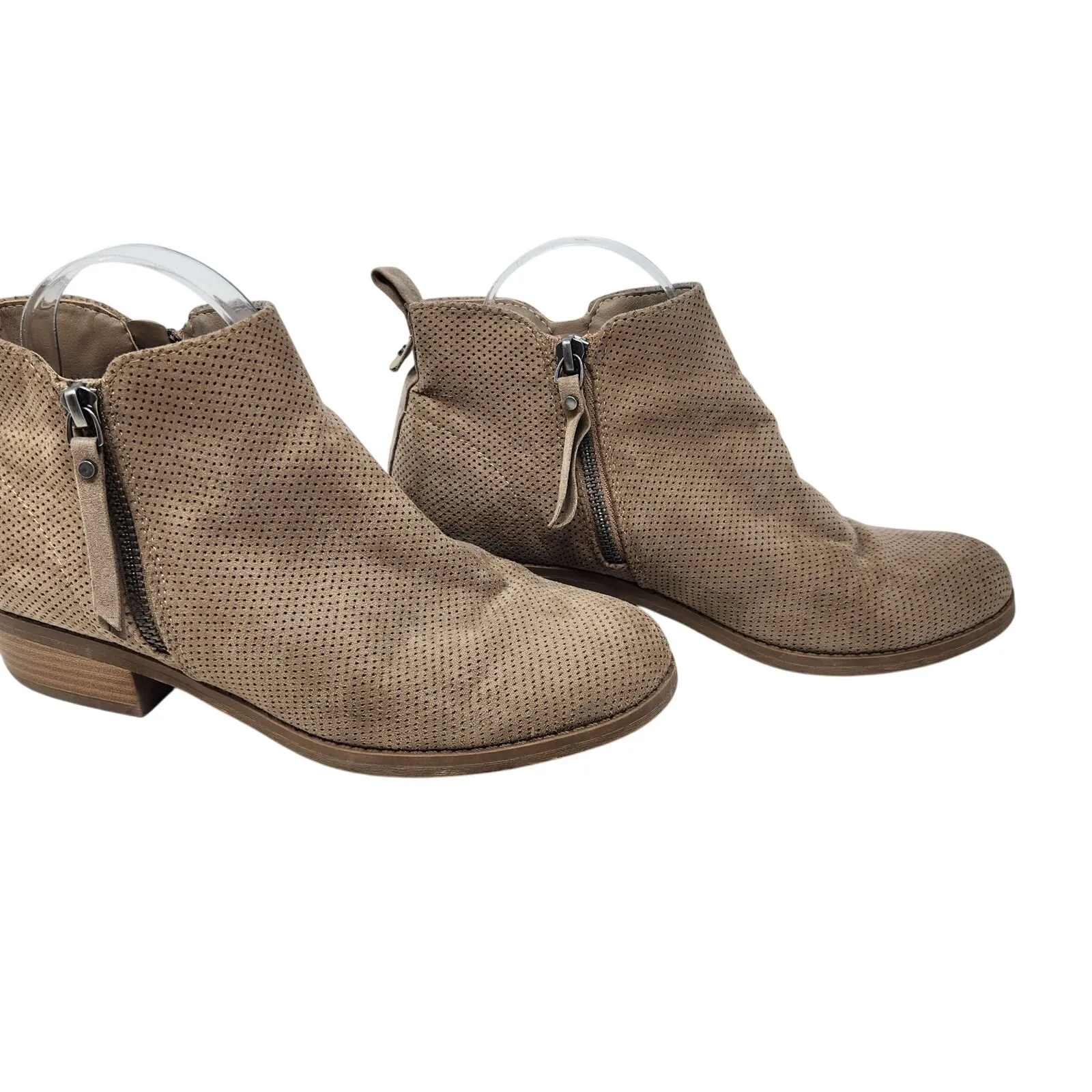 Dolcetta Suede Side Zip Boho Chic Ankle Bootie Microfiber Beige Size 8 M - Image 9