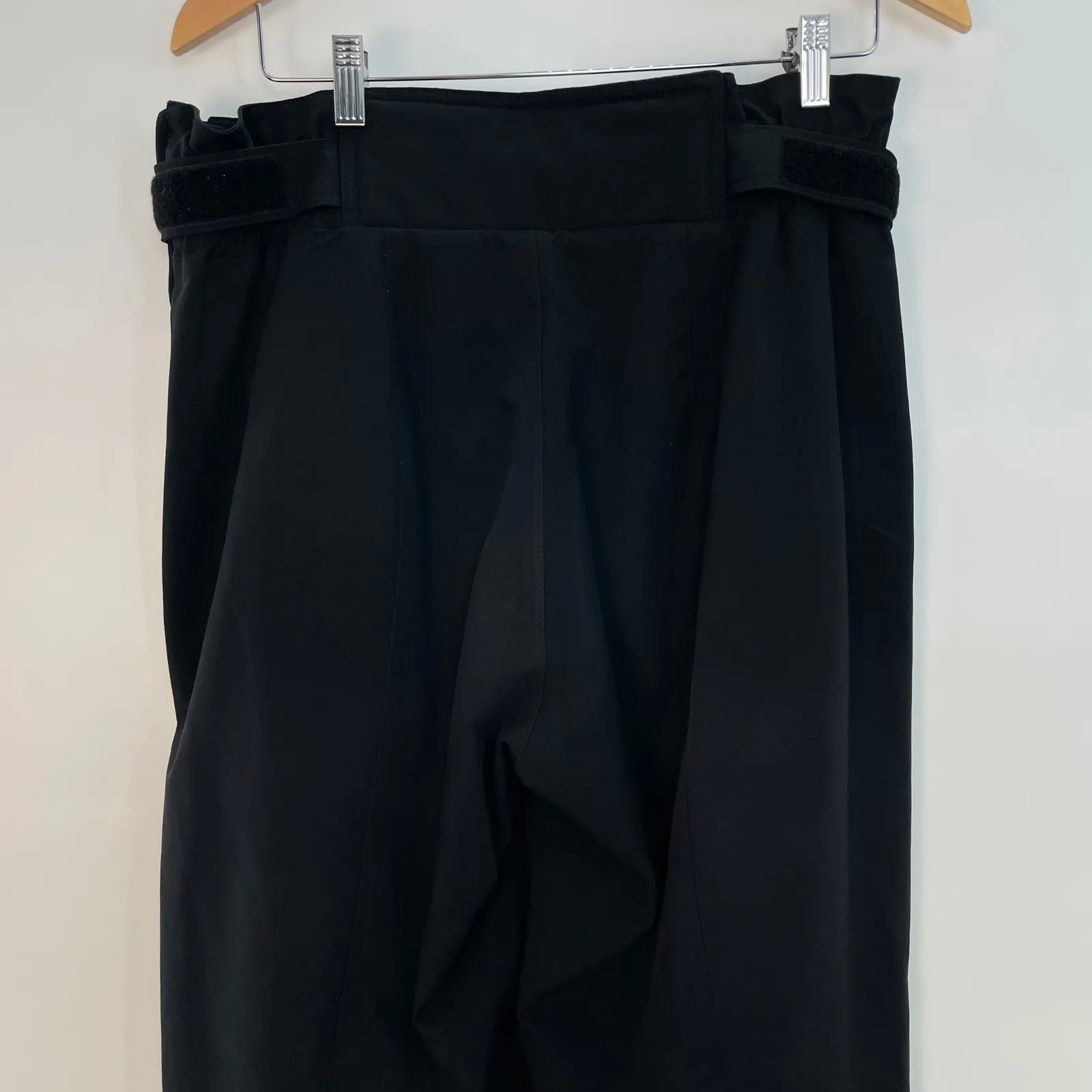 Descente Men's Black Adjustable Waist Zip Pockets Winter Gear Ski Snow Pants Size undefined - Image 9