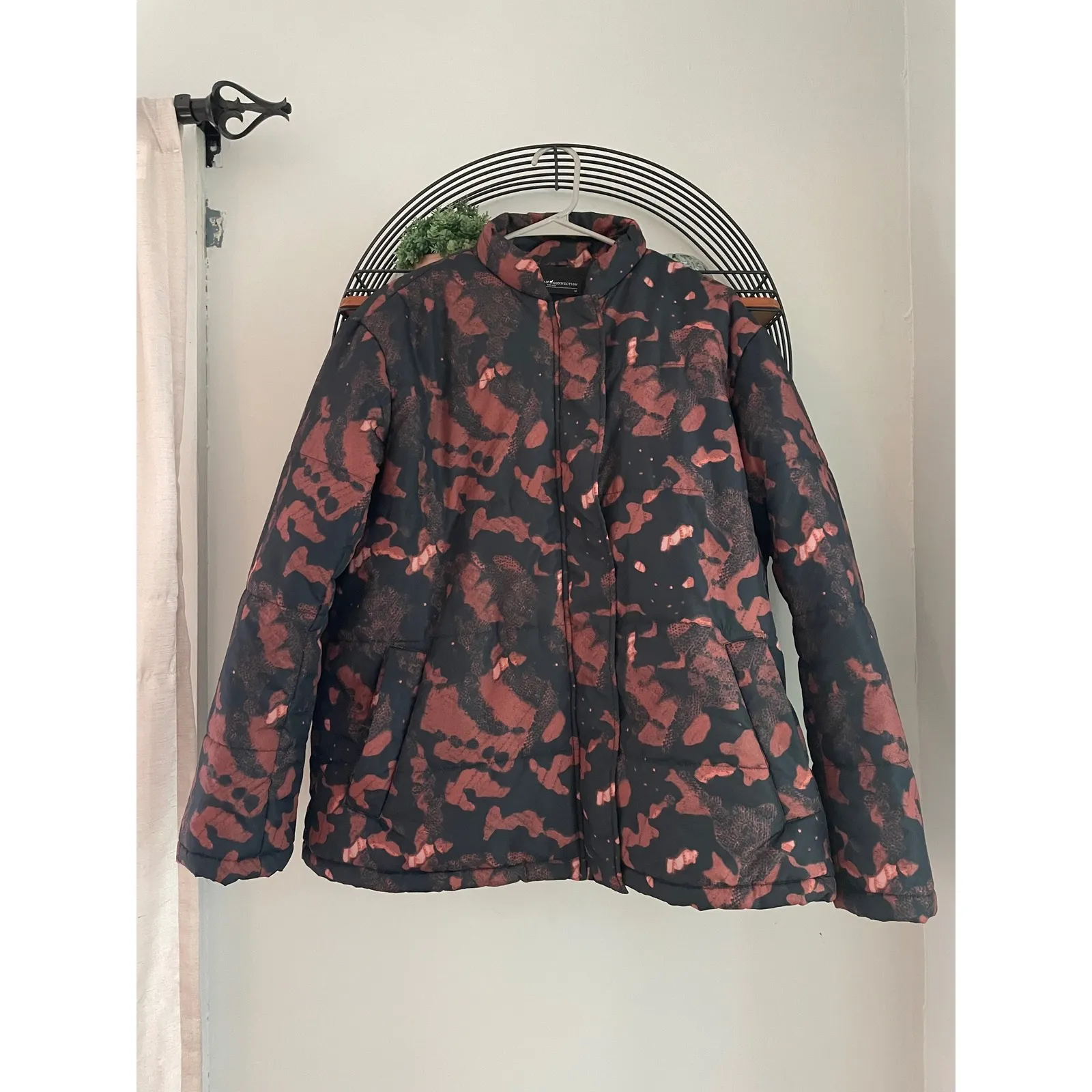 Peruvian Connection Mariposa Puffer‎ Jacket Womens Medium Abstract Print Coat - Image 2