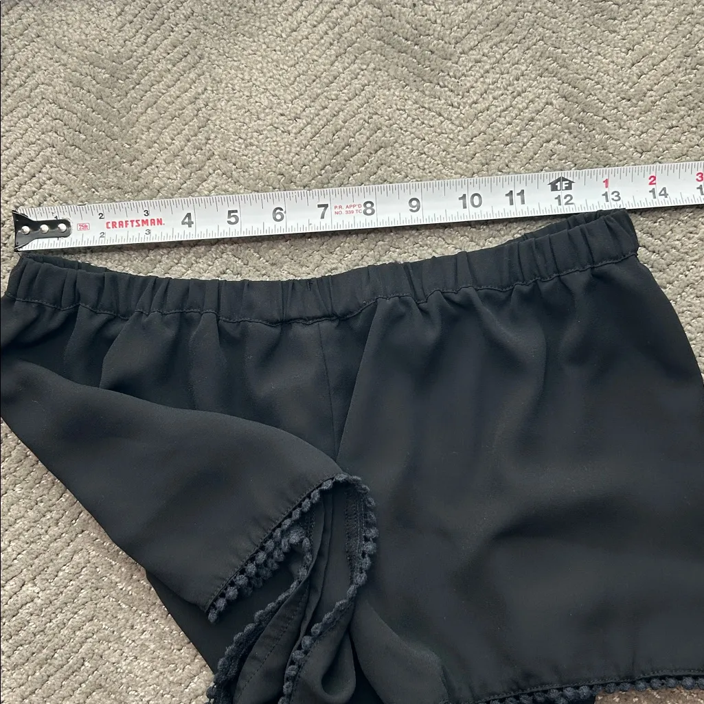 Brandy Melville Black Elastic Waist Shorts - Image 6