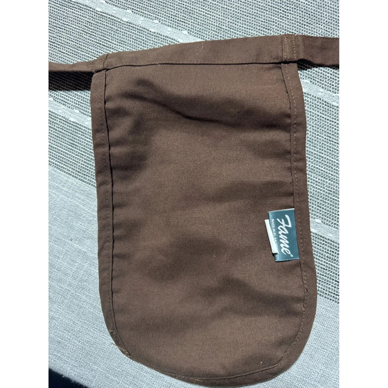 Hooters Waitress Apron Utility Pocket Waist Pouch Brown Orange Logo - Image 2