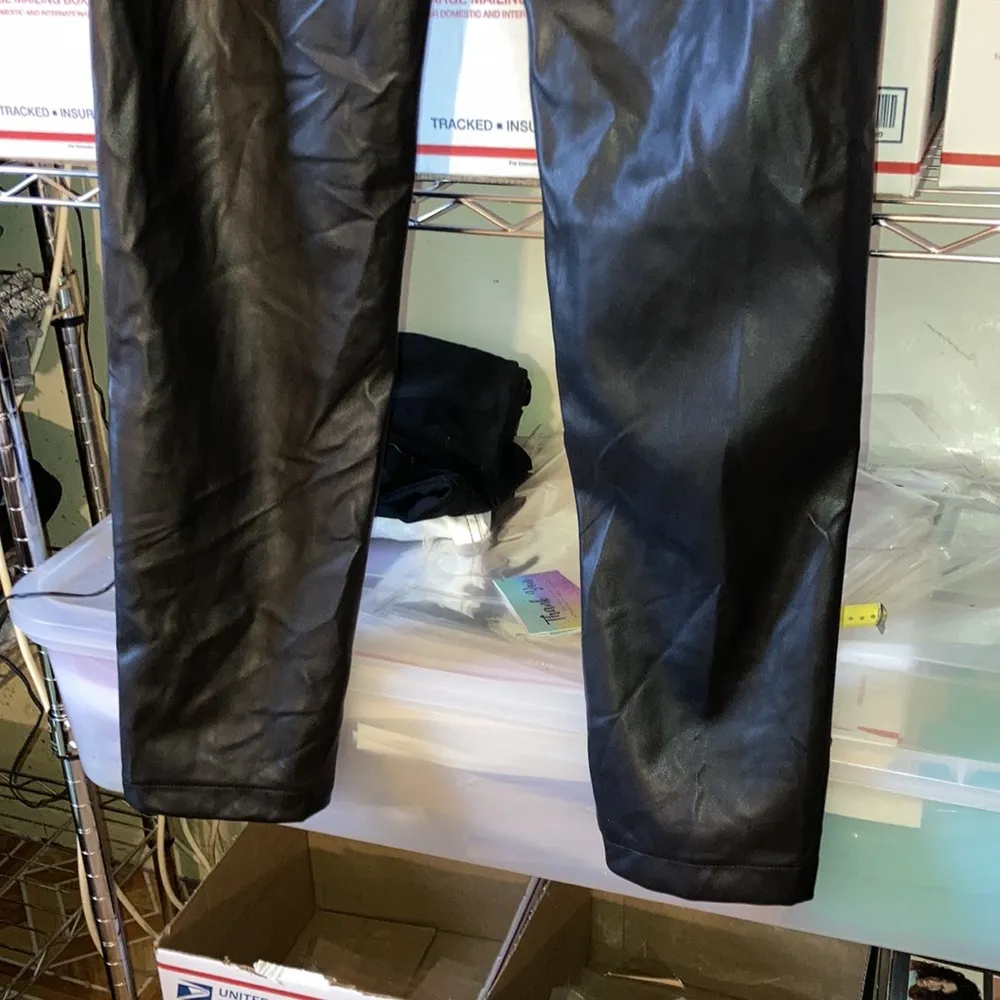 Tall Black Faux Leather Split Hem Seam Detail Skinny Pants Women Size 6 - Image 7