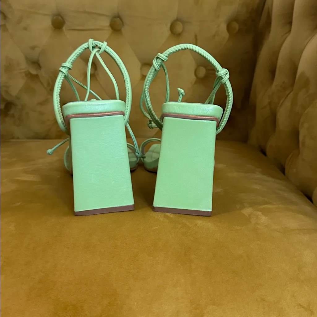 Schutz Gianna Neon Lime heels Size‎ 8.5 - Image 4