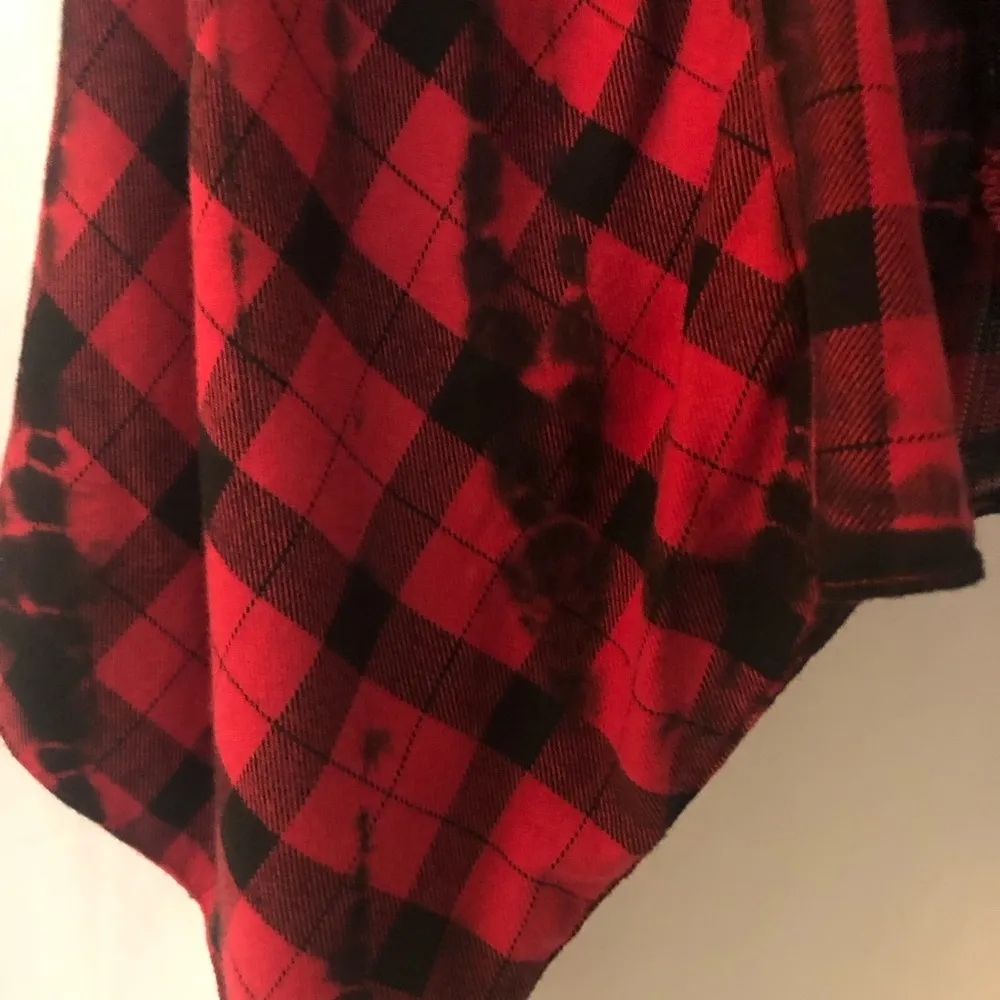 ANTHROPOLOGIE Elevenses Roxanne Vest in Red Plaid Waterfall Size M - Image 9