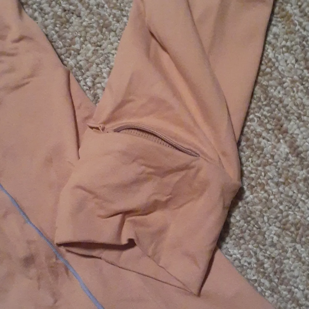 Fabletics Lightweight Hoodie SIZE XL - Image 2